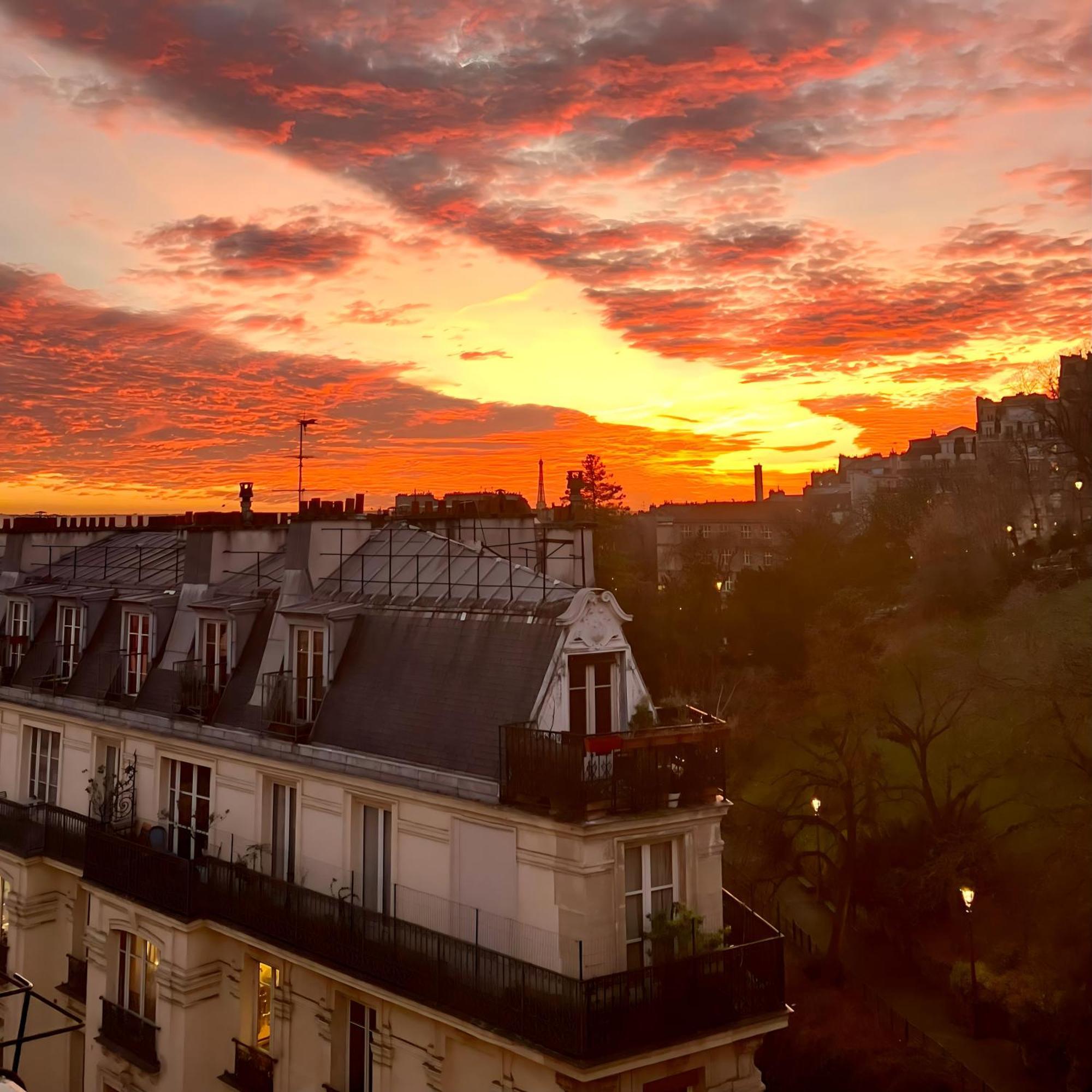 Amazing Sacre-Coeur Views In Montmartre Apartment Paris Exterior photo